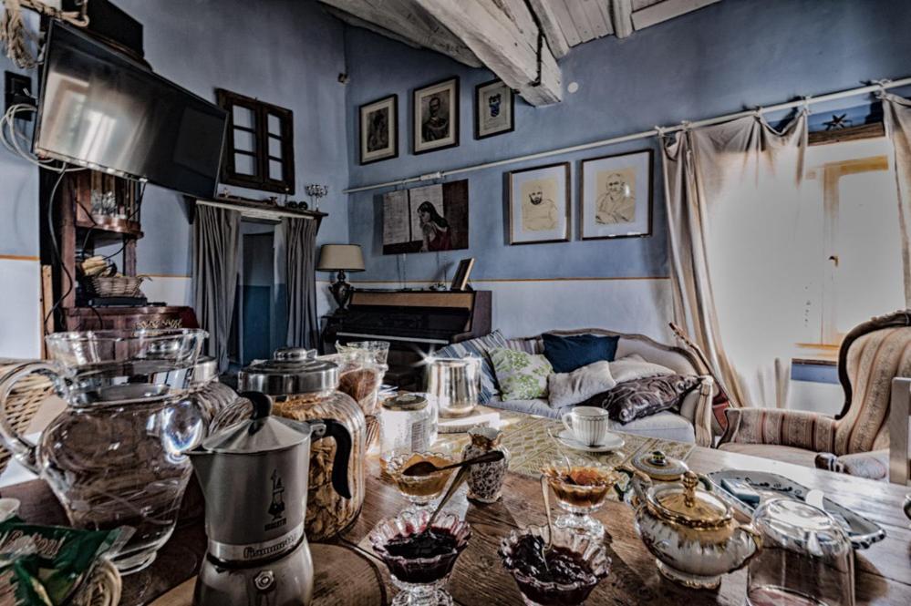 Viandanti, Artisti E Sognatori Acomodação com café da manhã Comano  Exterior foto